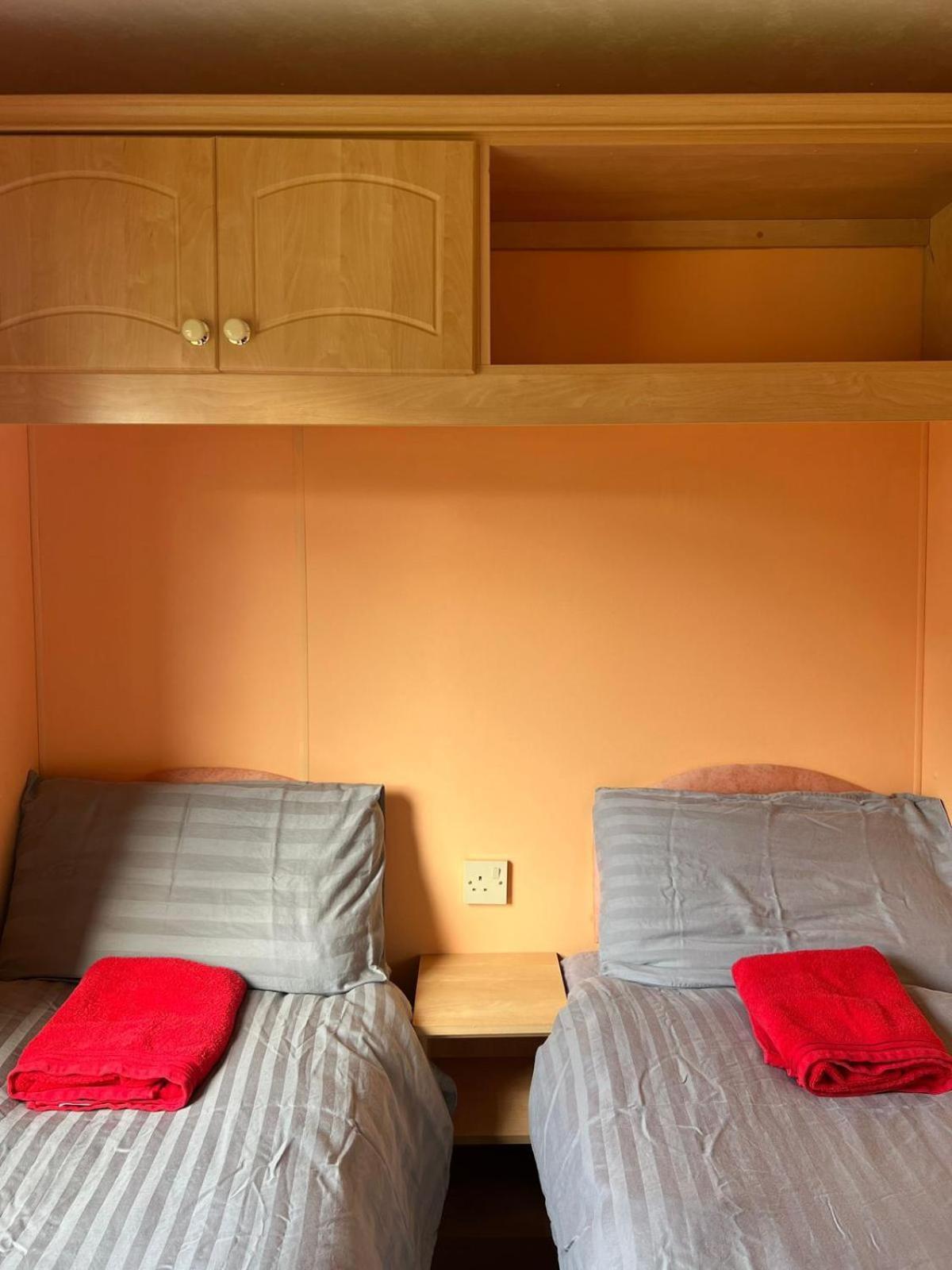 Spacious 2 Bedroomed Mobile Home Aberystwyth Exterior photo