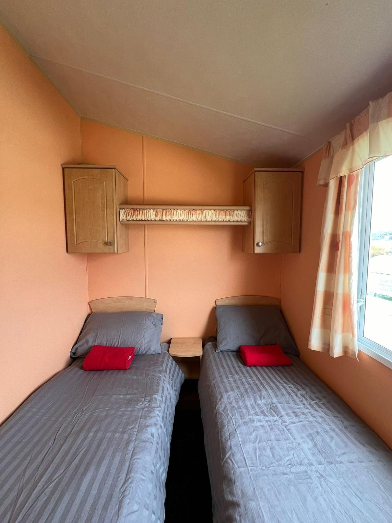 Spacious 2 Bedroomed Mobile Home Aberystwyth Exterior photo